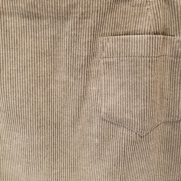 Vintage 90s Green Corduroy Zip Skirt Size 8 - Picture 3 of 6